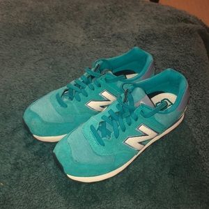 Women’s Teal/Turquoise new balance